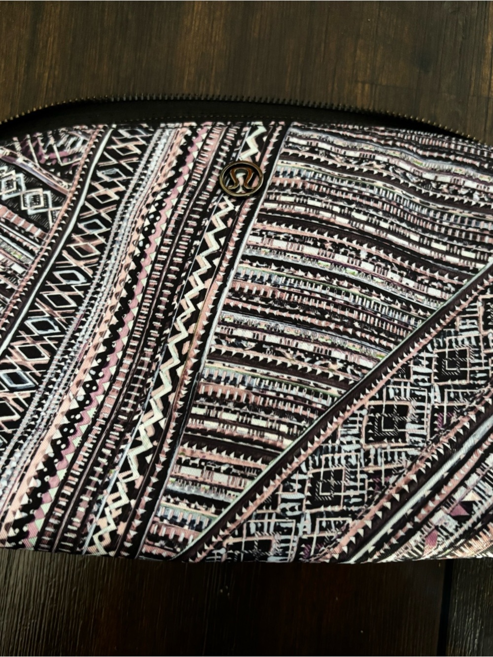 lululemon athletica makeup bag